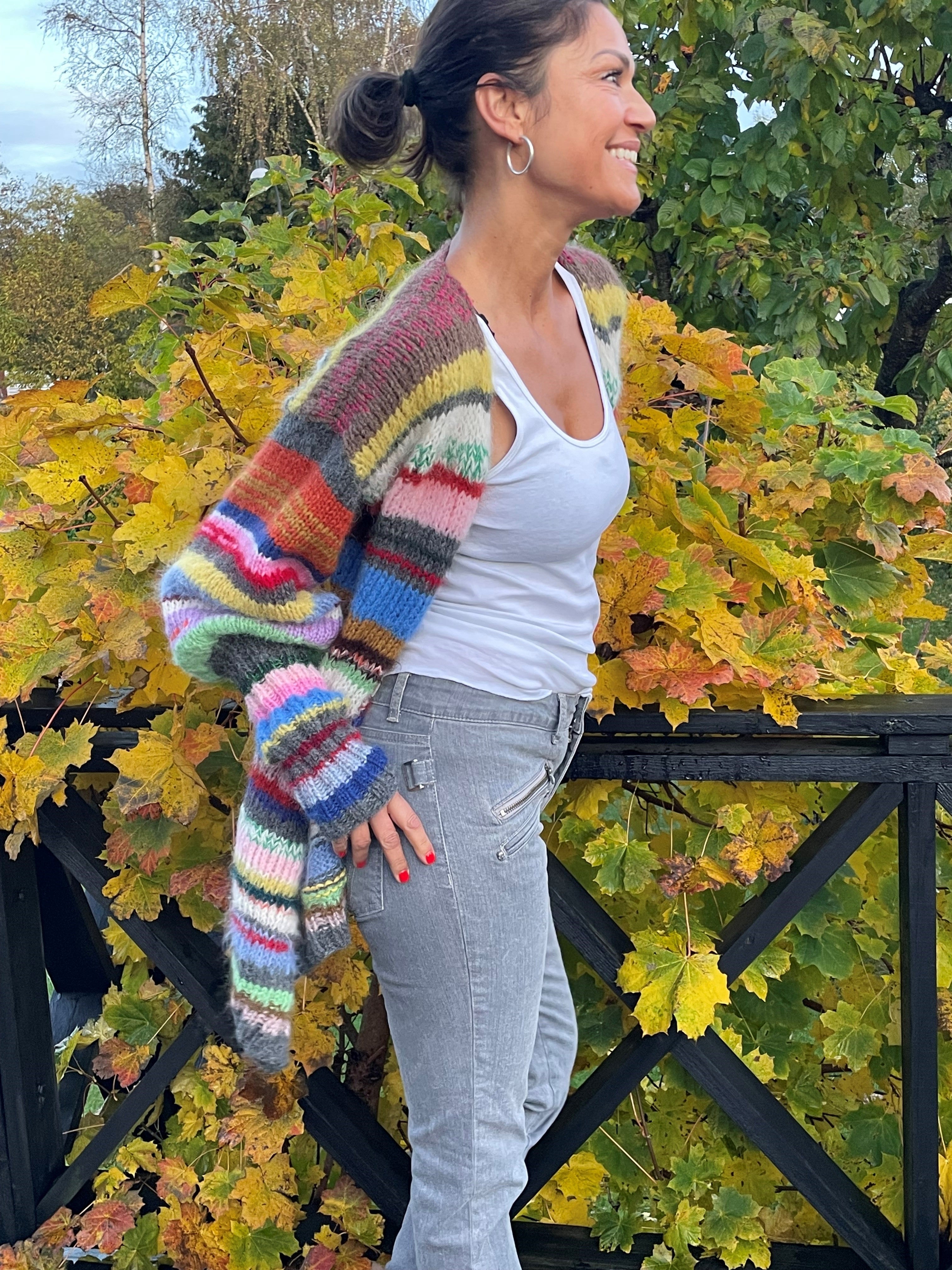 KIT FOR "FANTASY CARDIGAN"